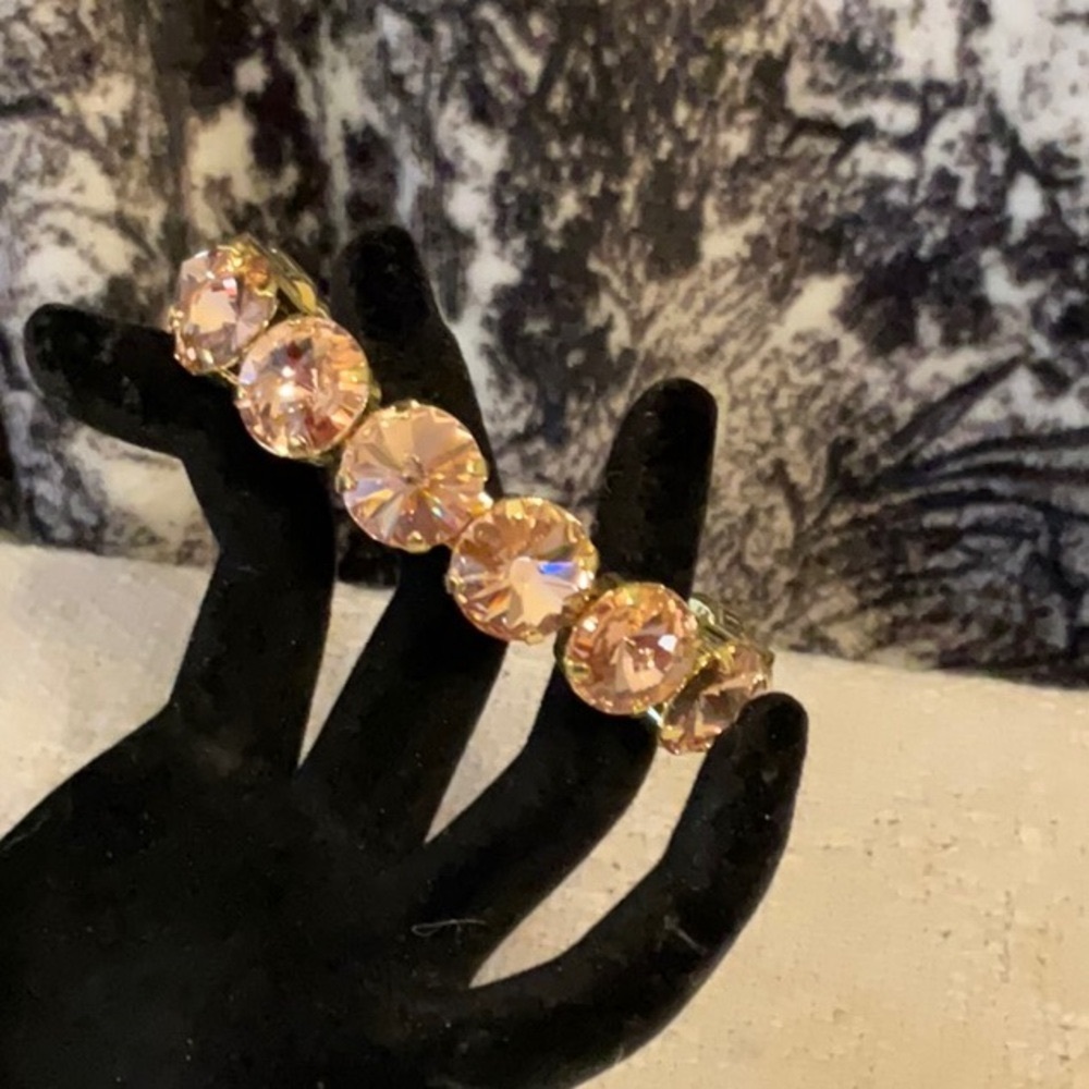 Sorrelli Pink Crystal Stretch Bracelet with Gold Tone Settings